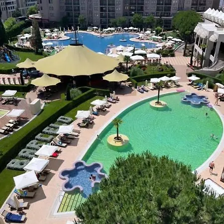 Private Apartament Vip In Royal Beach *